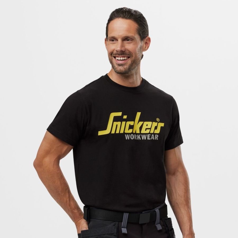 2586 Snickers T-Shirt mit Logo
